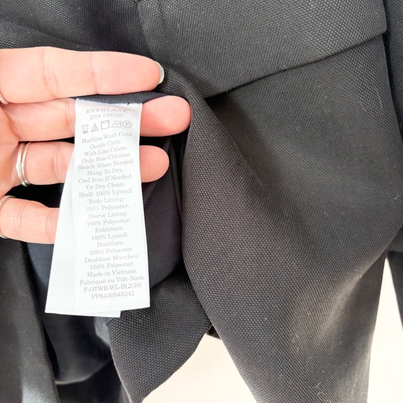 Everlane the easy blazer in black - Picture 5 of 6